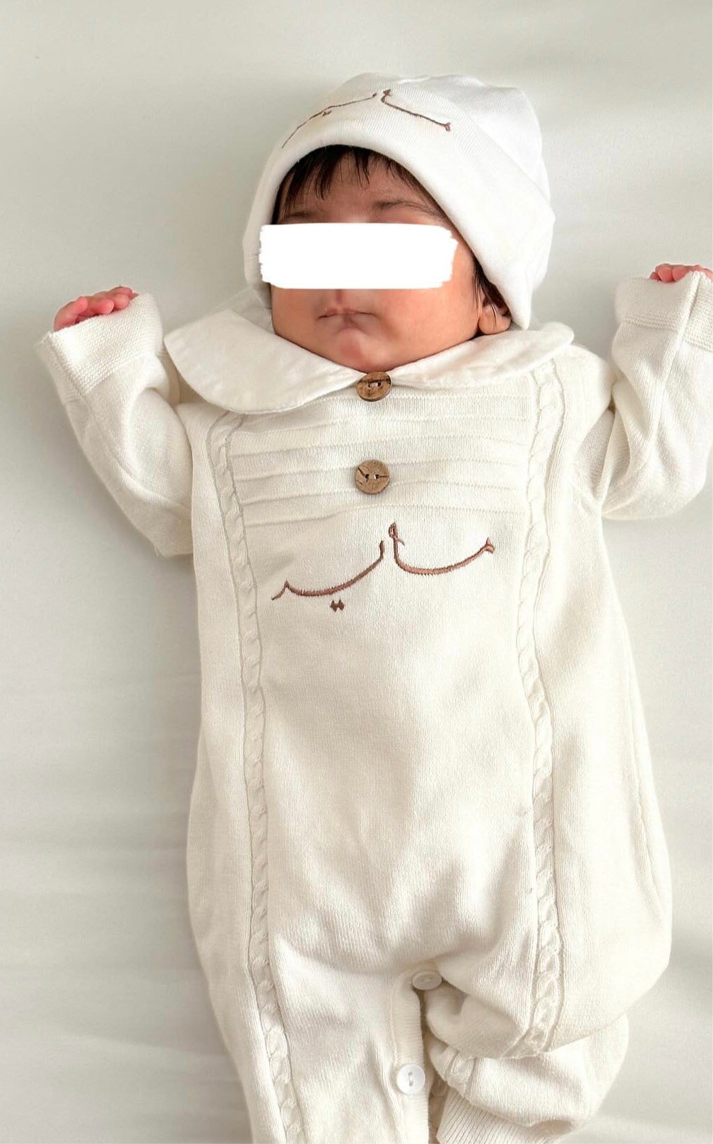 لبس وقبعه
